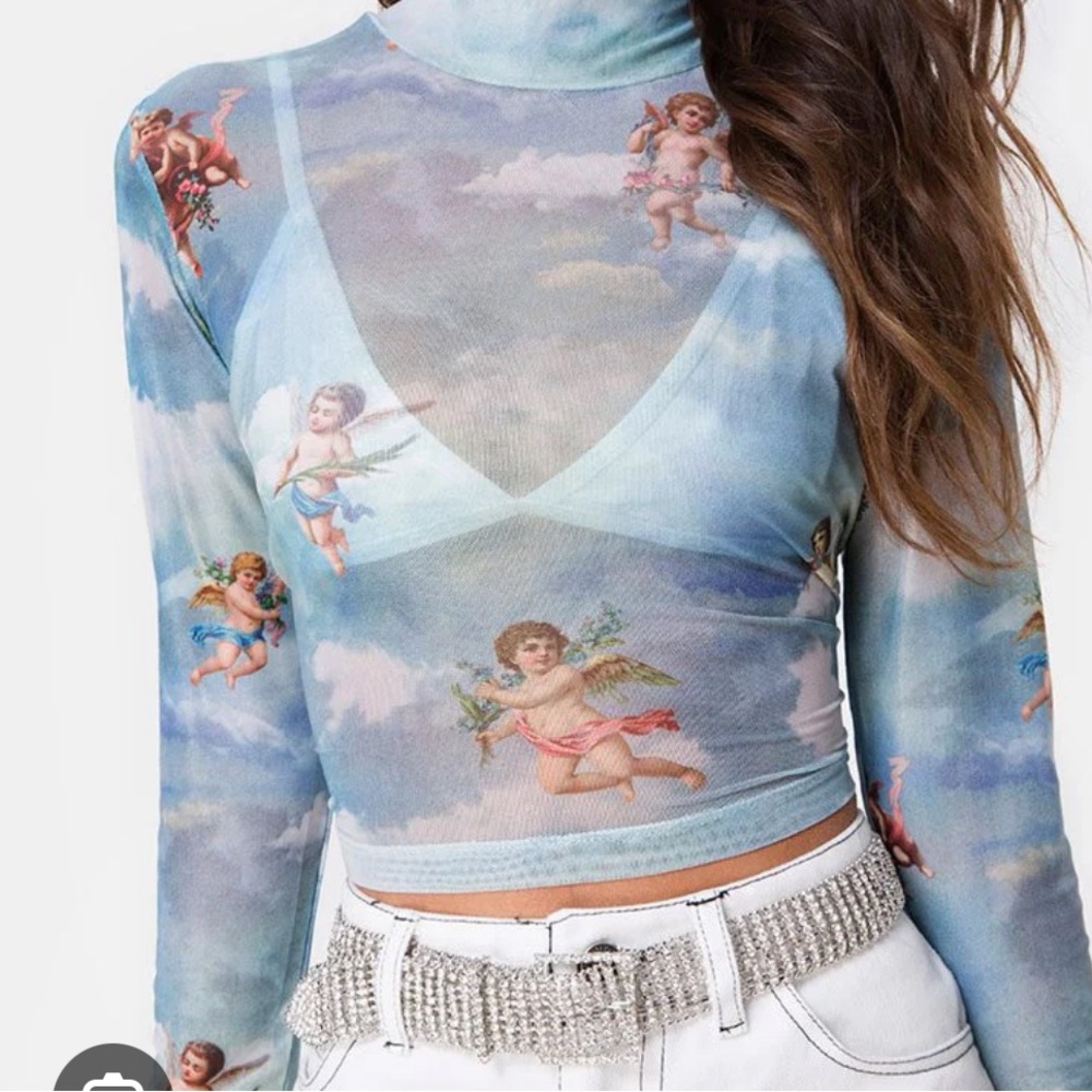 Angel long sleeve size small